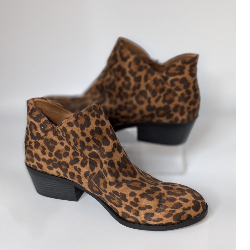 SO Women's Size 8 Leopard Print Ankle Booties Side Zip Low Block Heel